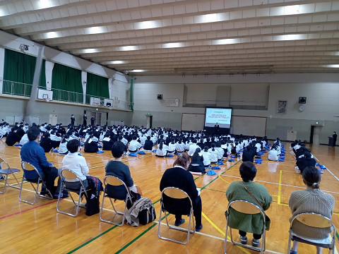 令和4年度 2年生保健集会
